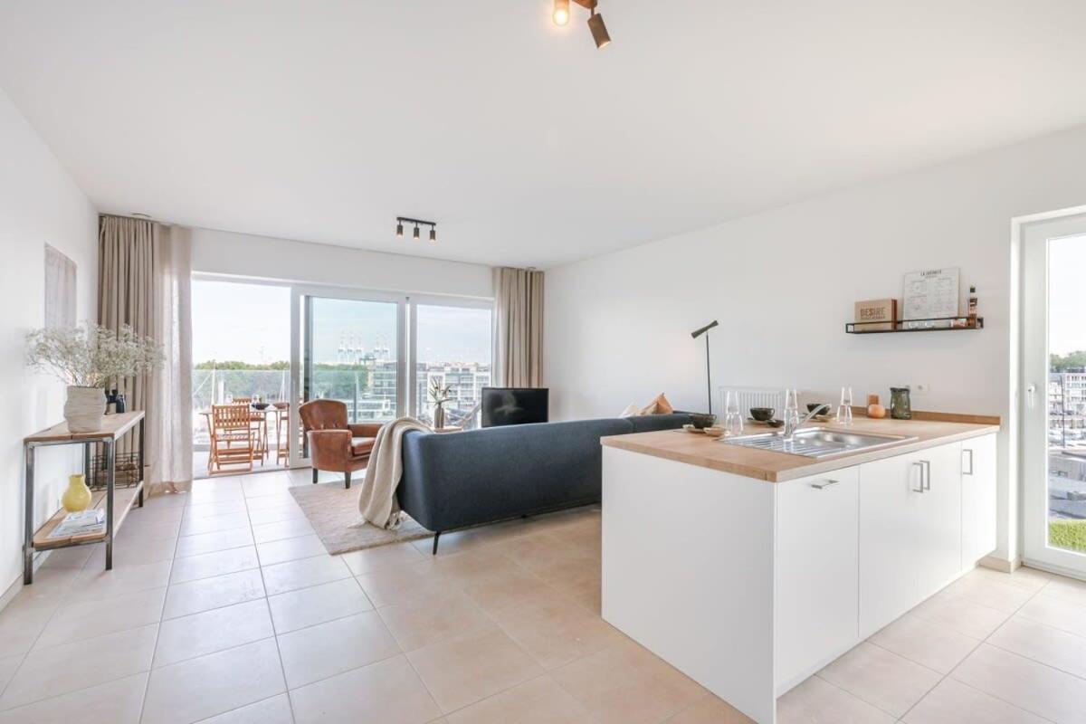 Huswell - Lovely New Apartment At The Harbor + Parking Bruges Esterno foto
