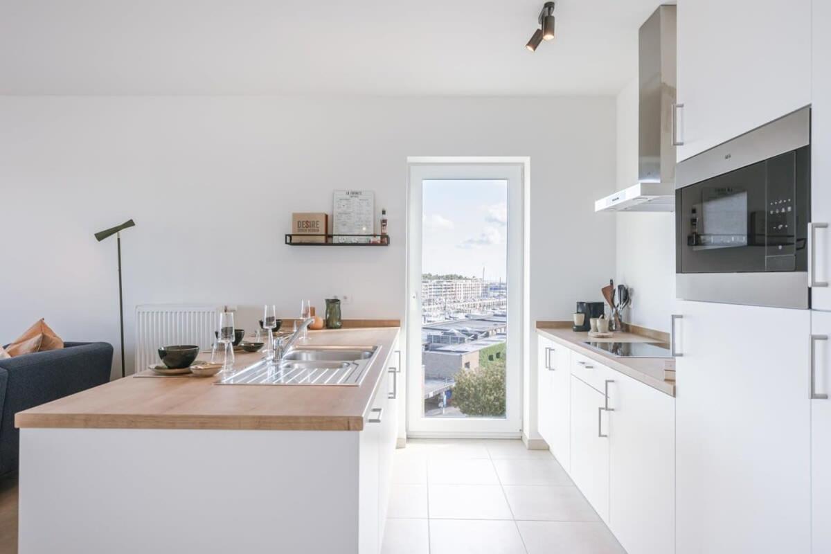 Huswell - Lovely New Apartment At The Harbor + Parking Bruges Esterno foto