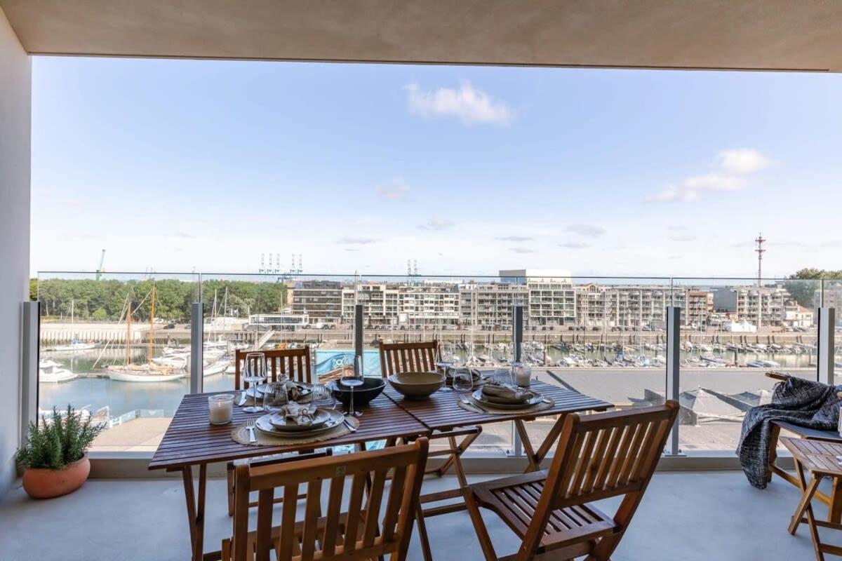 Huswell - Lovely New Apartment At The Harbor + Parking Bruges Esterno foto